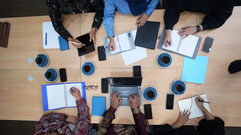 Ralat Pemanggilan dan Pemanggilan Ulang Rapat Pemegang Saham Luar Biasa